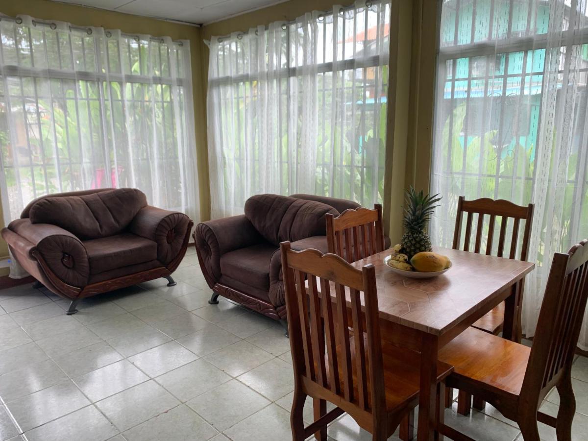Blue House Guest House Puerto Jiménez Екстериор снимка